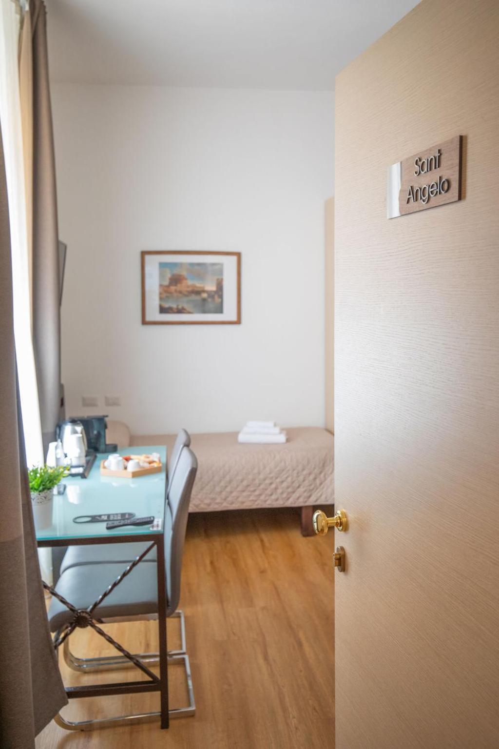 Castel Sant'Angelo Inn Rome Exterior photo